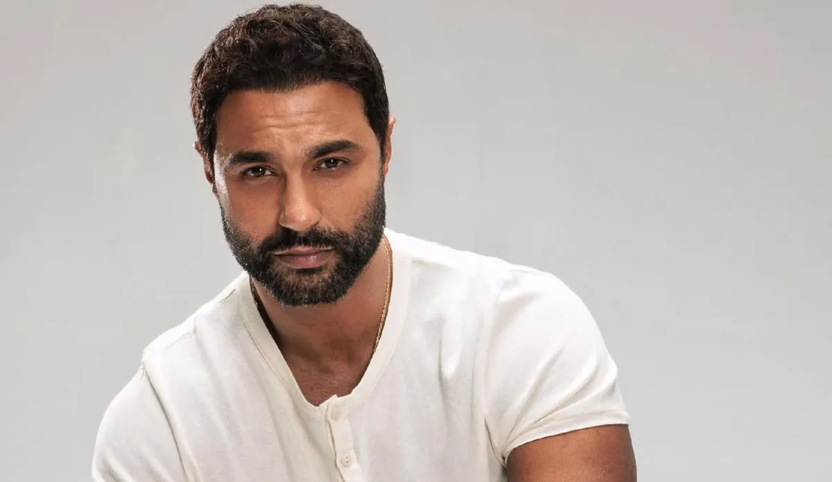 كريم فهمي- الصورة من حسابه الرسمي على إنستغرام