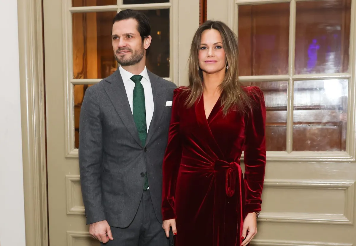 الأمير كارل فيليب والأميرة صوفيا في كنيسة جوستاف فاسا في ستوكهولم، السويد (Prince Carl Philip and Princess Sofia at Gustaf Vasa Church in Stockholm, Sweden). مصدر الصورة: Iwi Onodera/Getty Images