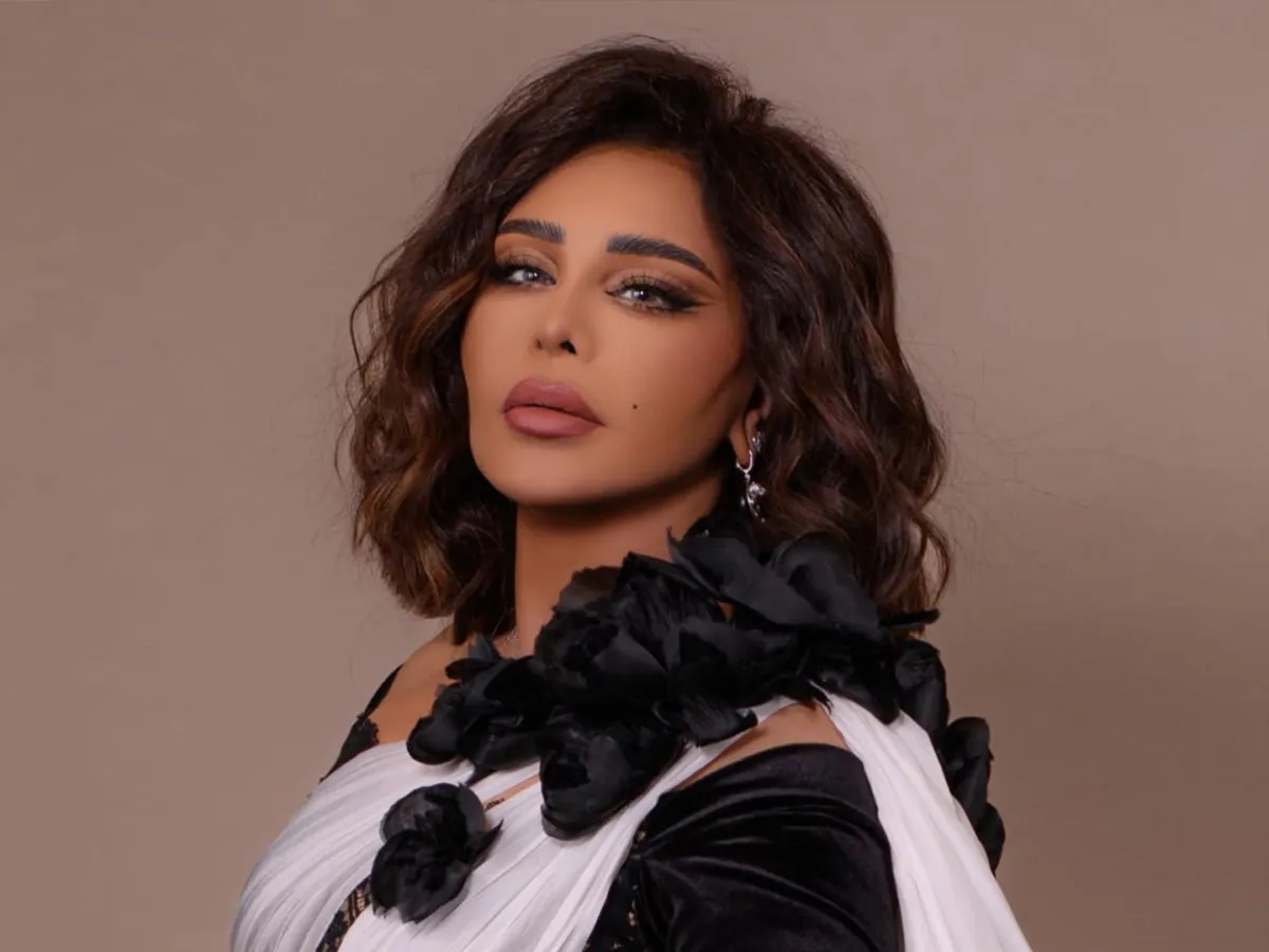 الفنانة أحلام