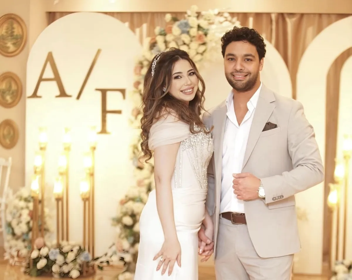 أحمد جمال وخطيبته فرح الموجي - الصورة من مكتب أحمد جمال الصحفي