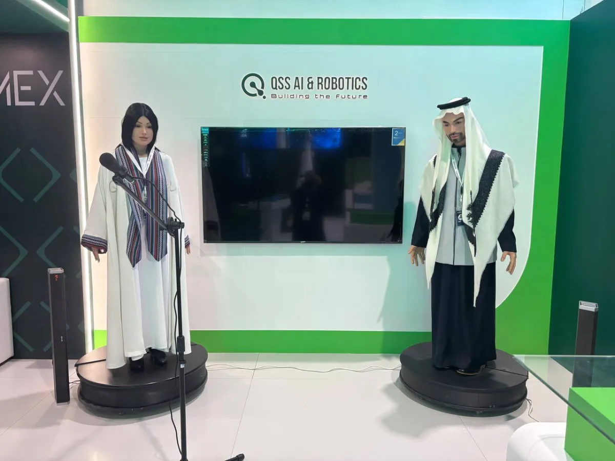 الروبوتات تشارك في معرض فومكس بالمنتدى السعودي للإعلام 2025