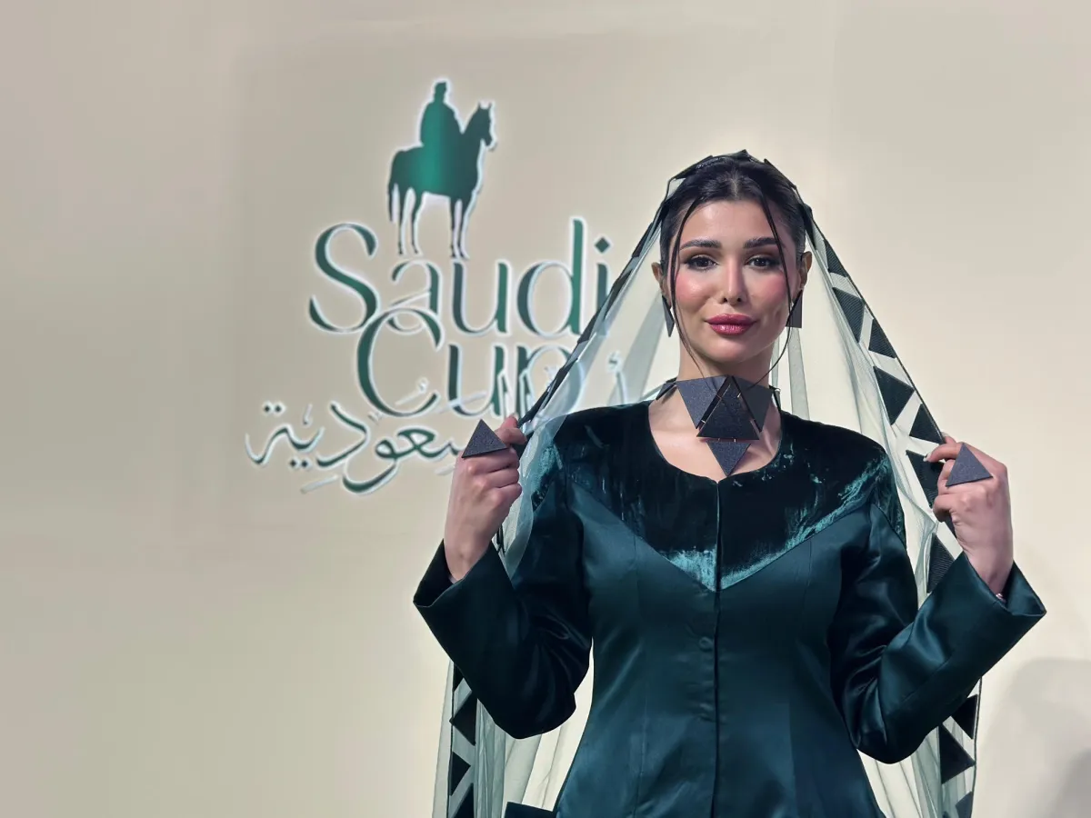 الفنانة قمر الهاجر- تصوير عبير بو حمدان خاص سيدتي 