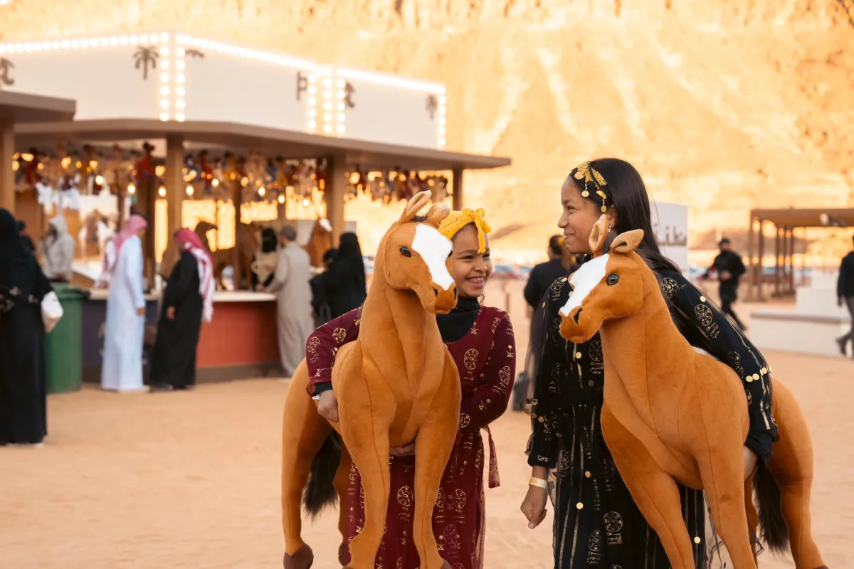 فعاليات ترفيهية وأنشطة ثقافية في العلا تحتفي بيوم التأسيس - الصورة من حساب يوم التأسيس على إكس