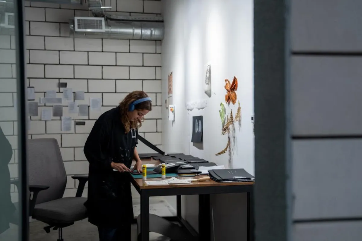 معهد مسك للفنون أطلق برنامج الإقامة القصيرة لصناعة الكتب الفنية