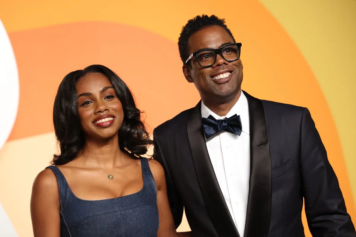 كريس روك يحضر حفل توزيع جوائز الأوسكار Vanity Fair لعام 2025 (Chris Rock attend the Vanity Fair Oscars 2025). مصدر الصورة: Michael Tran / AFP