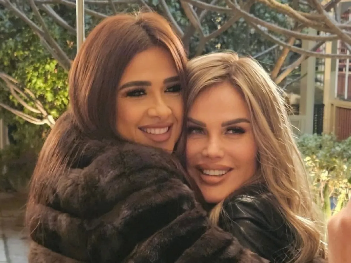 ياسمين عبد العزيز ونيكول سابا - الصورة من حساب نيكول على انستغرام