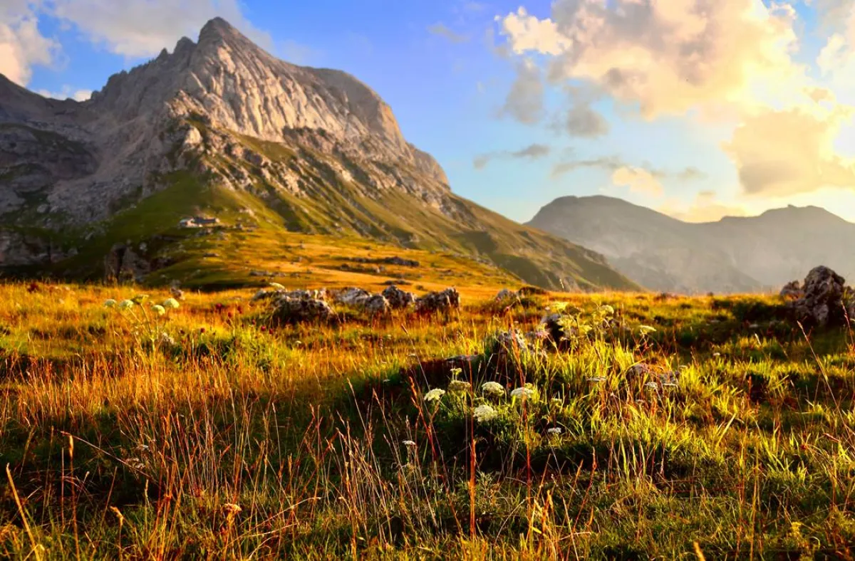 أبروتسو وجهة أجاذبة لعشاق الطبيعة