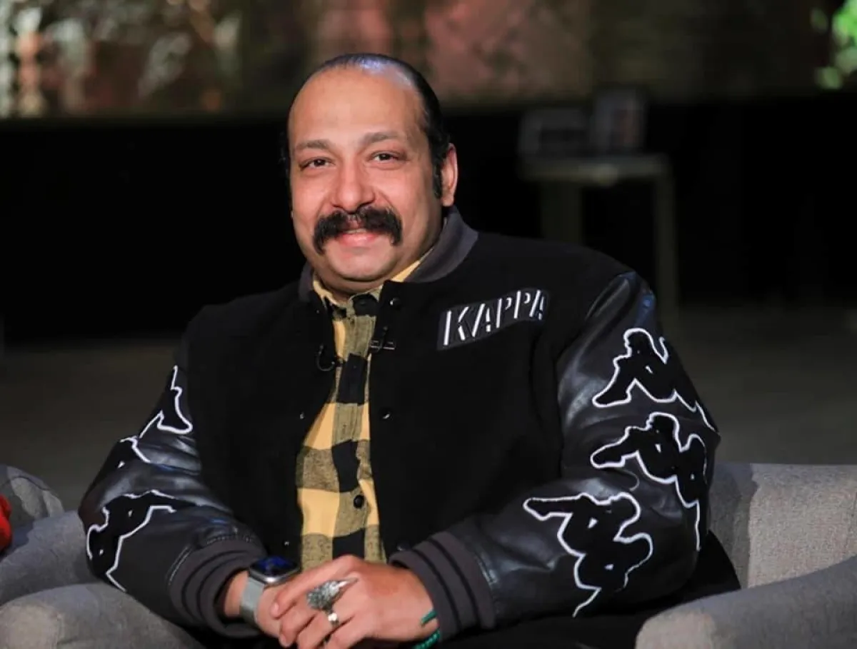 محمد ثروت- الصورة من صفحته الرسمية على فيسبوك