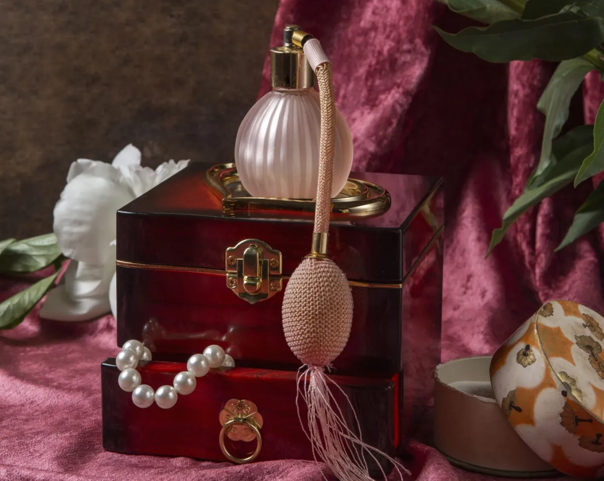 عطور يوم المرأة العالمي