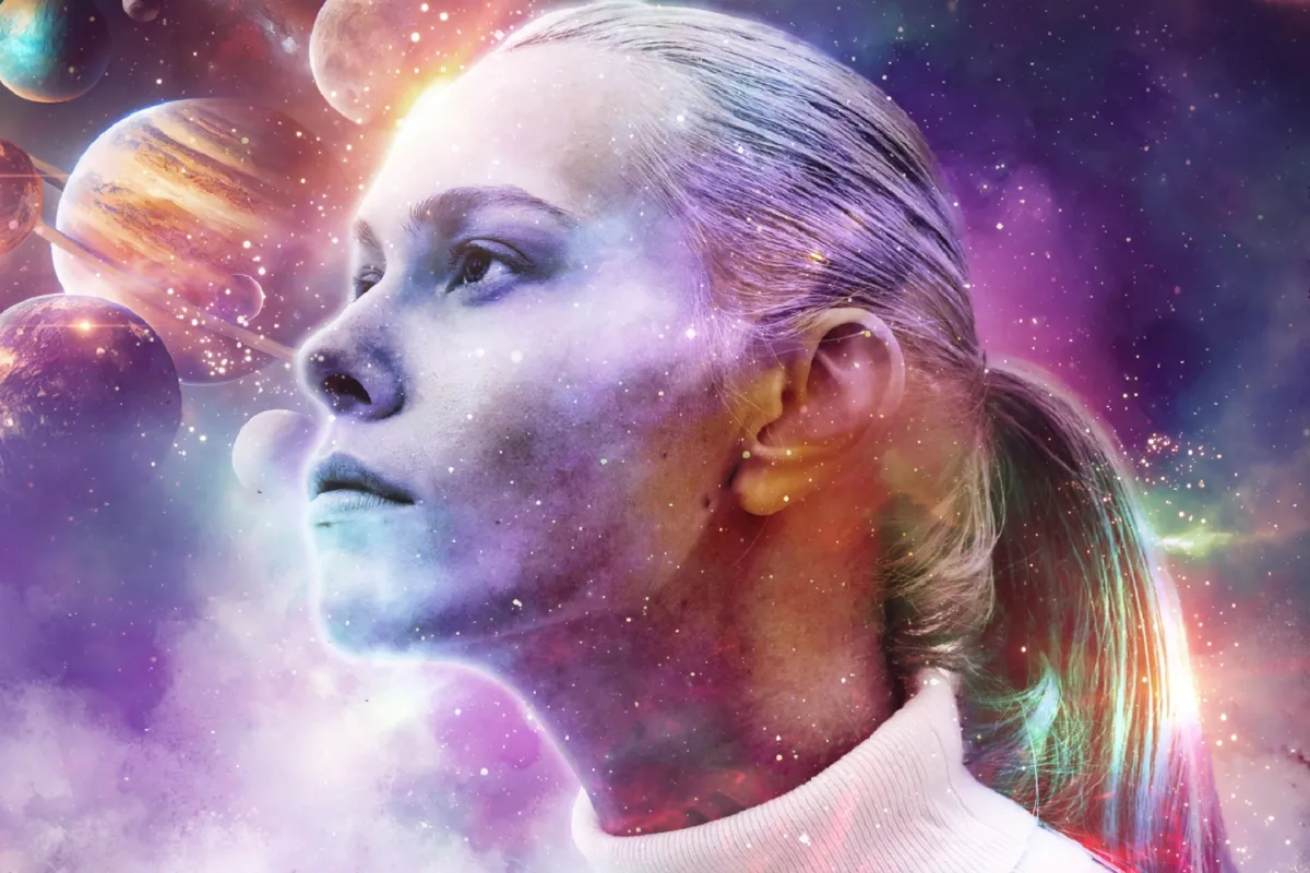 سمات المرأة القوية في كل برج فلكي