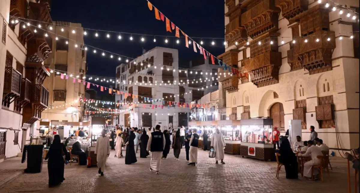 جدة التاريخية تتجاوز المليون زائر في الأسبوع الأول من موسم رمضان 2025