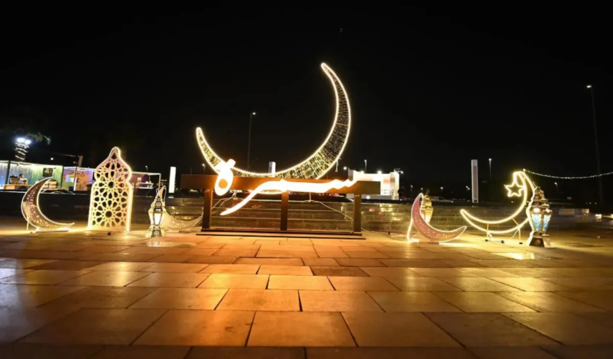 رحلة عبر الزمن تنبض بروح التراث القديم.. فعالية سمرة الرمضانية تستقطب أهالي وزوار جدة