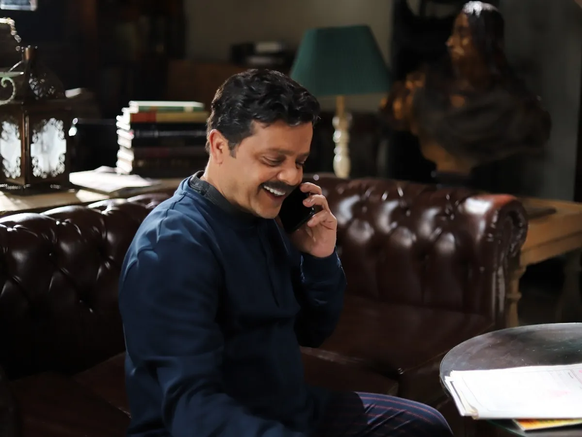 محمد هنيدي من مسلسل شهادة معاملة أطفال- الصورة من الشركة المتحدة