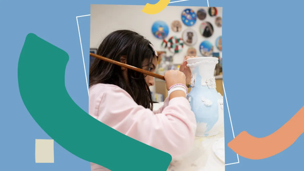 تقييم الخدمات المقدمة للأطفال في أبوظبي. الصورة من مكتب أبوظبي الإعلامي