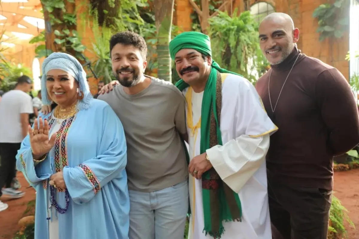 فيفي عبده وباسم سمرة من كواليس تصوير العتاولة2- الصورة من الشركة المنتجة