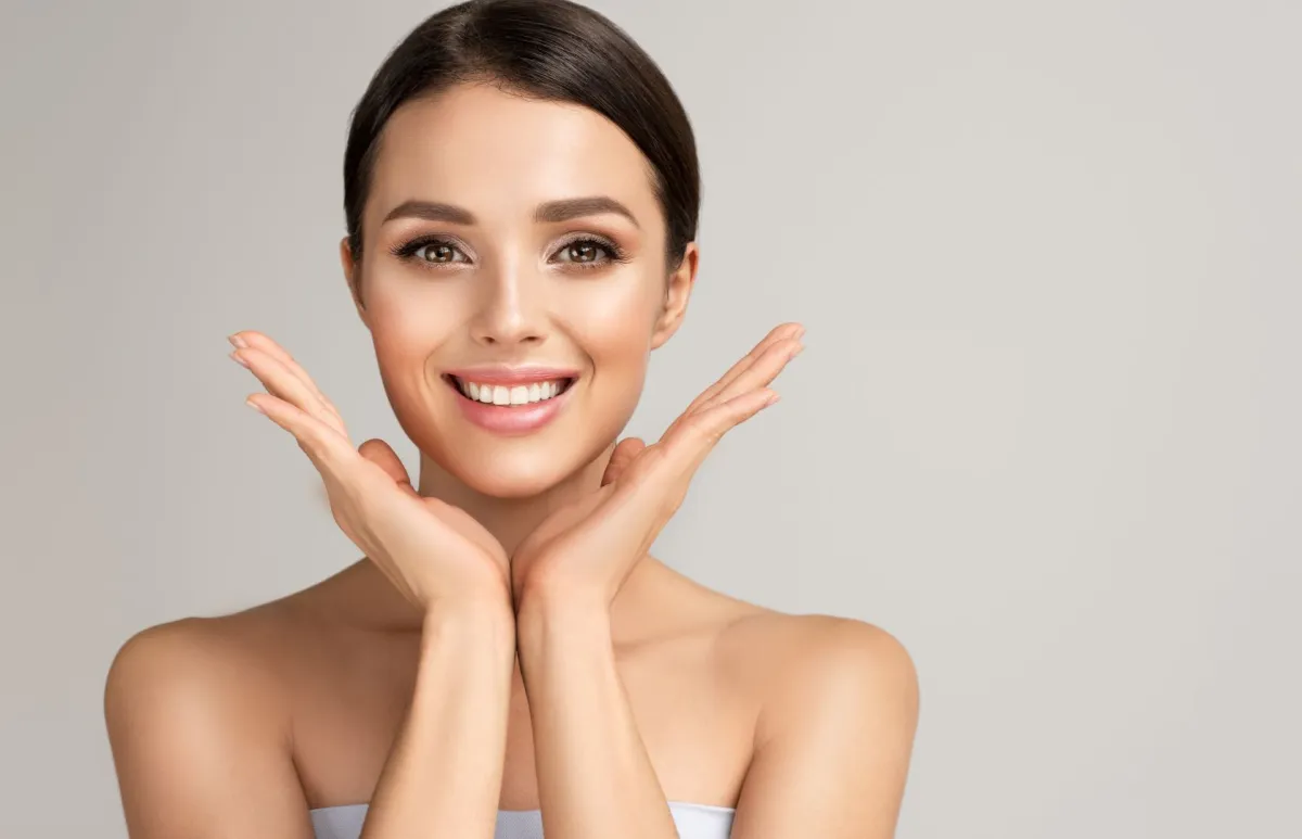 أفضل ماسكات الترطيب و التفتيح للبشرة قبل العيد 