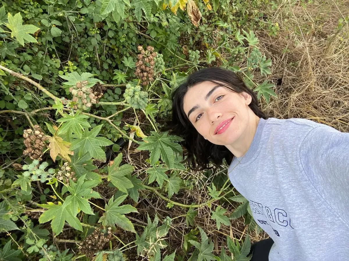 هازار إيرجوتشلو بطلة مسلسل حبات اللؤلؤ- الصورة من حسابها الرسمي على إنستغرام