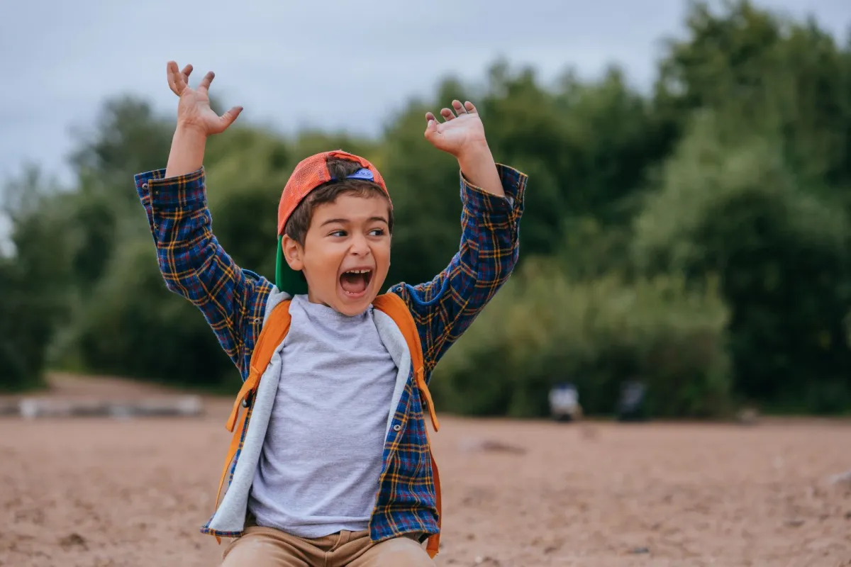 صورة طفل كثير الحركة