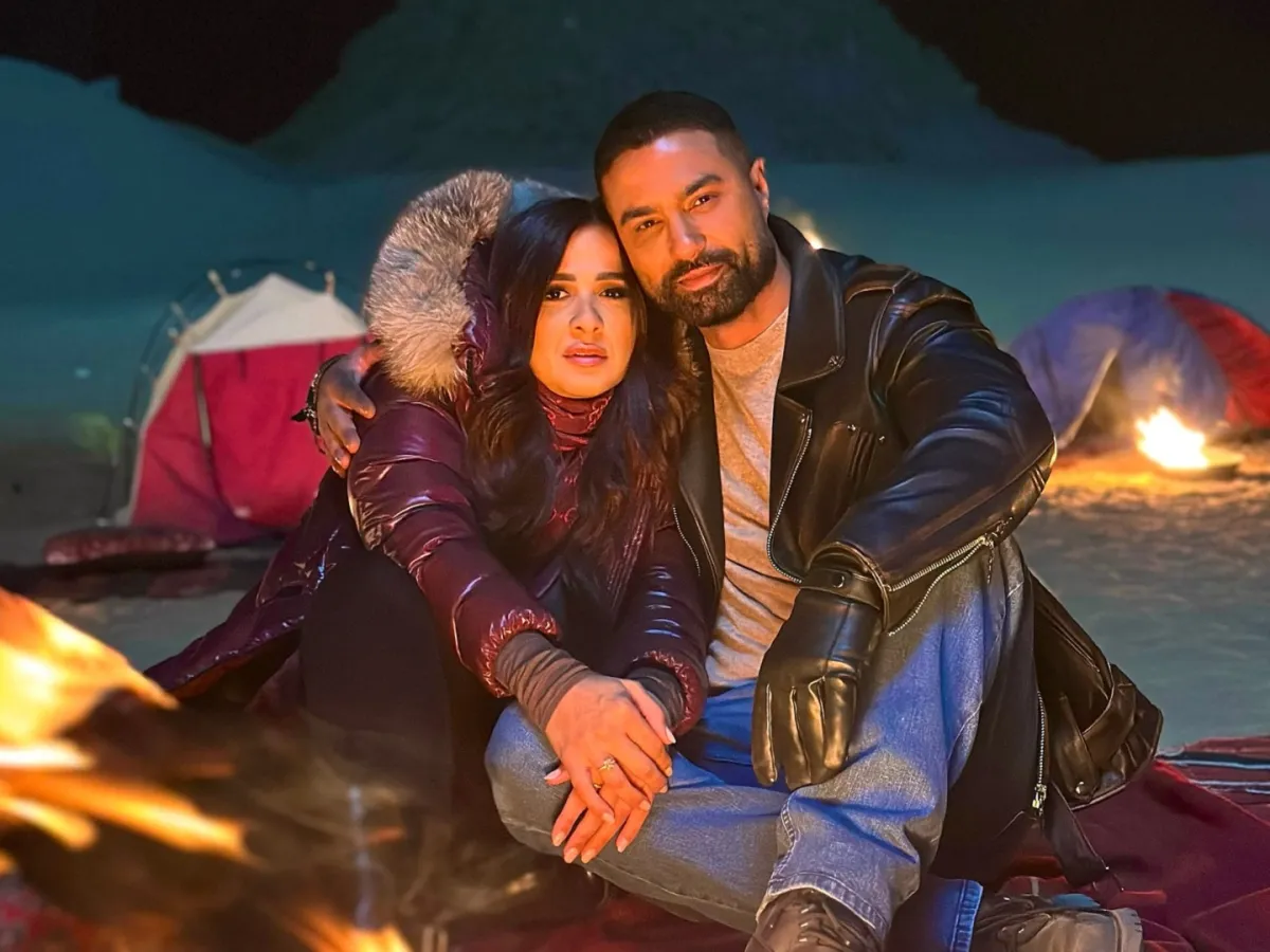 ياسمين عبد العزيز وكريم فهمي- الصورة من صفحة ياسمين على فيسبوك