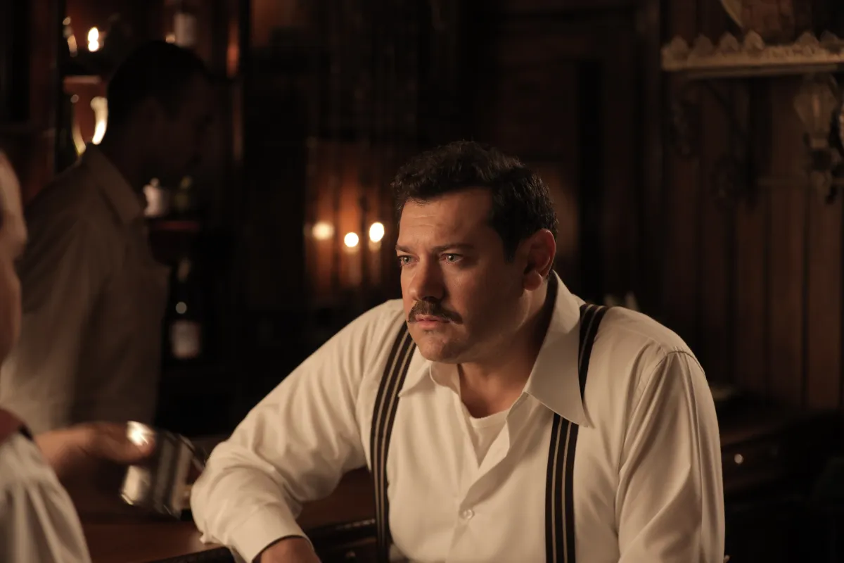 عمرو يوسف من كواليس فيلم درويش- الصورة من المركز الإعلامي للشركة المنتجة