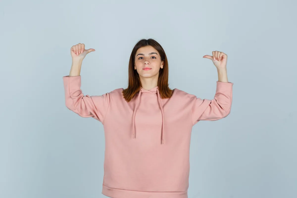 امرأة تعتز بنفسها 