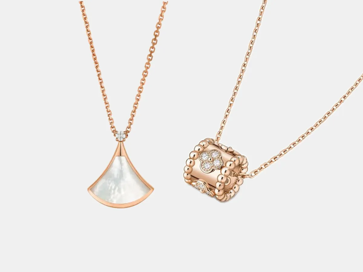 سلاسل ذهب وردي لعيد الفطر 2025