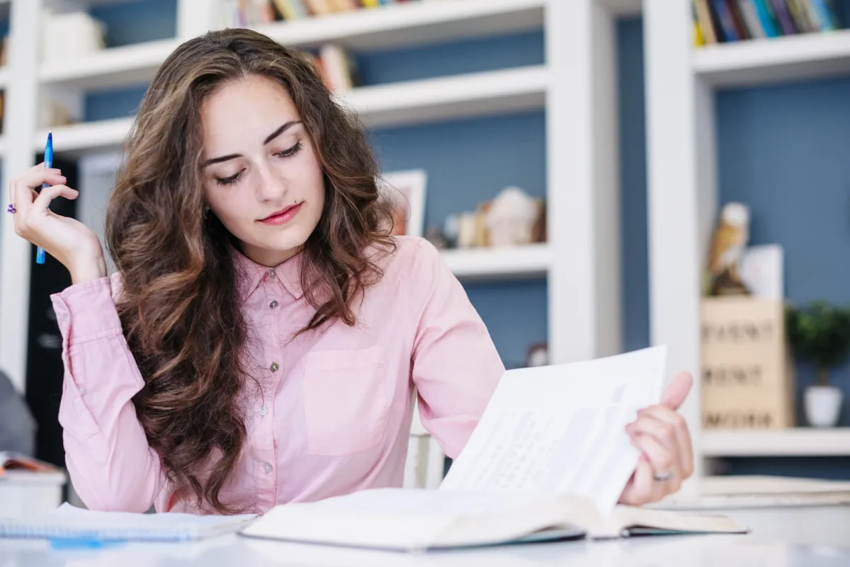 تفسير حلم الامتحان للمتزوجة- مصدر الصورة: Freepik