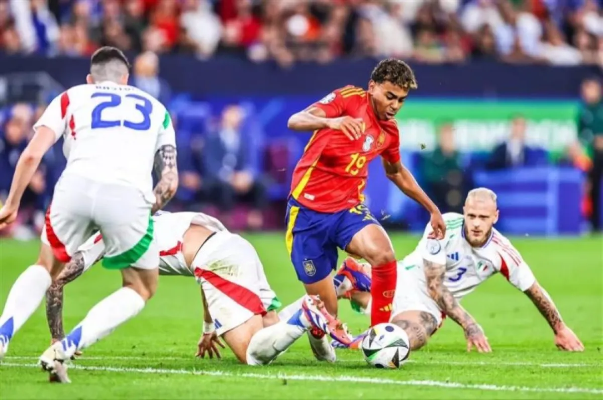 لامين يامال بقميص المنتخب الإسباني - الصورة من حساب Lamine Yamal على منصة إكس