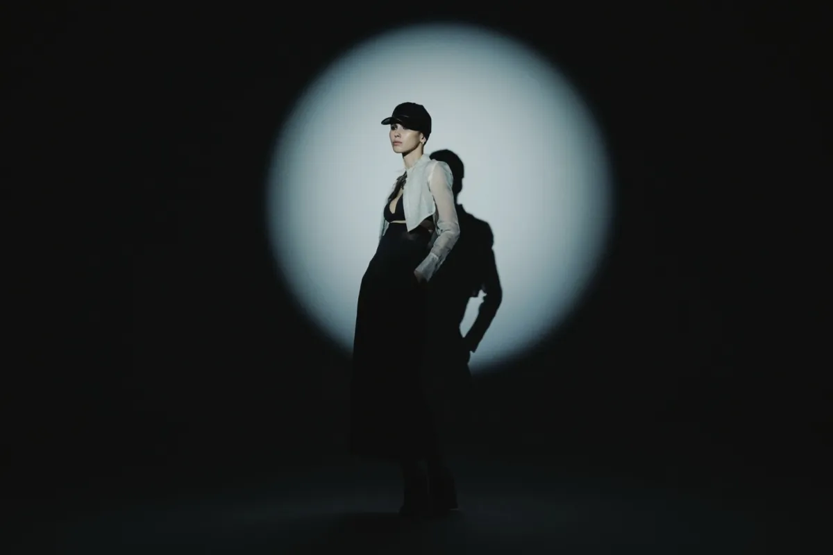 تصميم من مجموعة Daw من Acoon - الصورة من العلامة