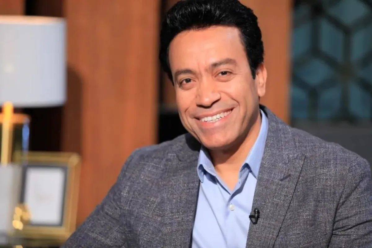 سامح حسين- الصورة من صفحته الرسمية على الفيسبوك