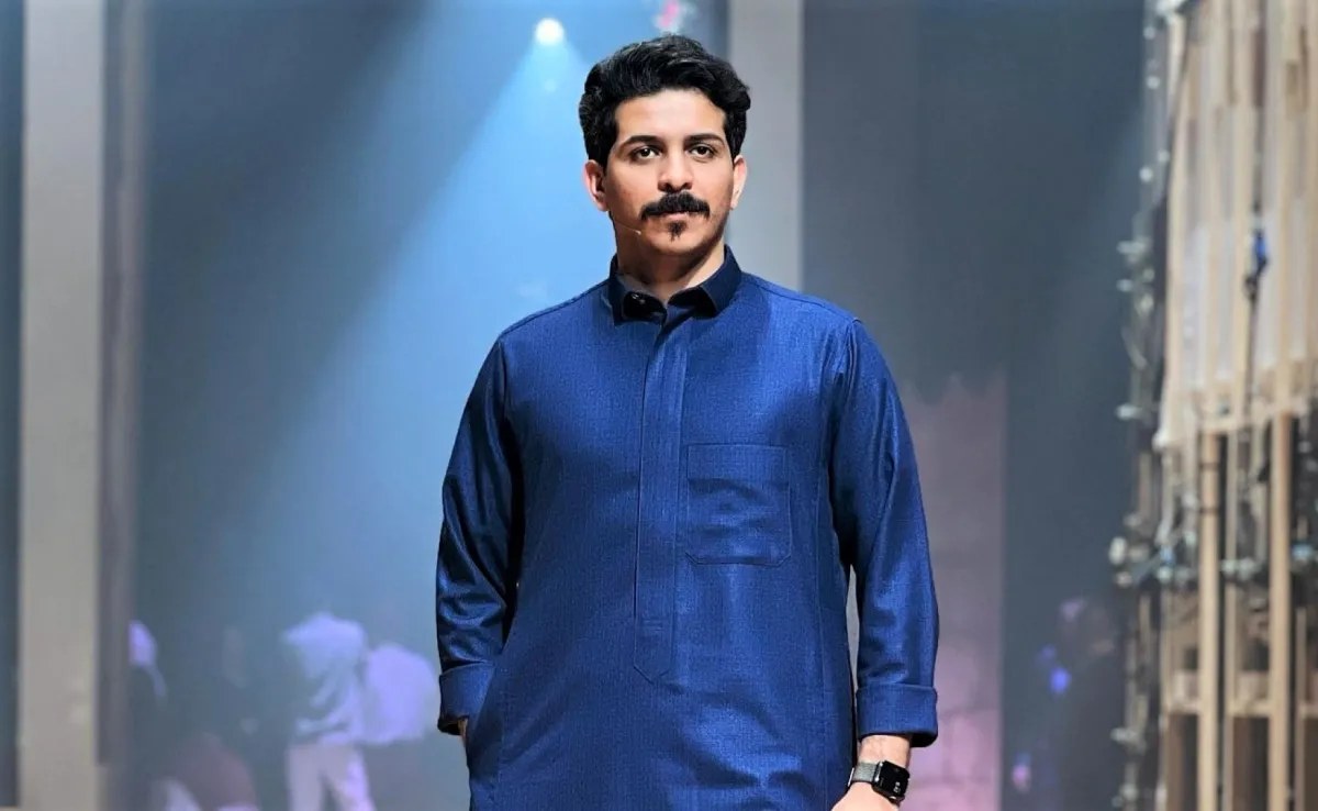 أيمن مطهر- الصورة من حسابه على الانستغرام