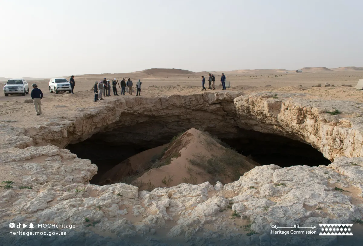  تحليل 22 متكونًا كهفيًّا تعرف محليًّا بـ"دحول الصمّان". الصورة من حساب هيئة التراث على منصة x