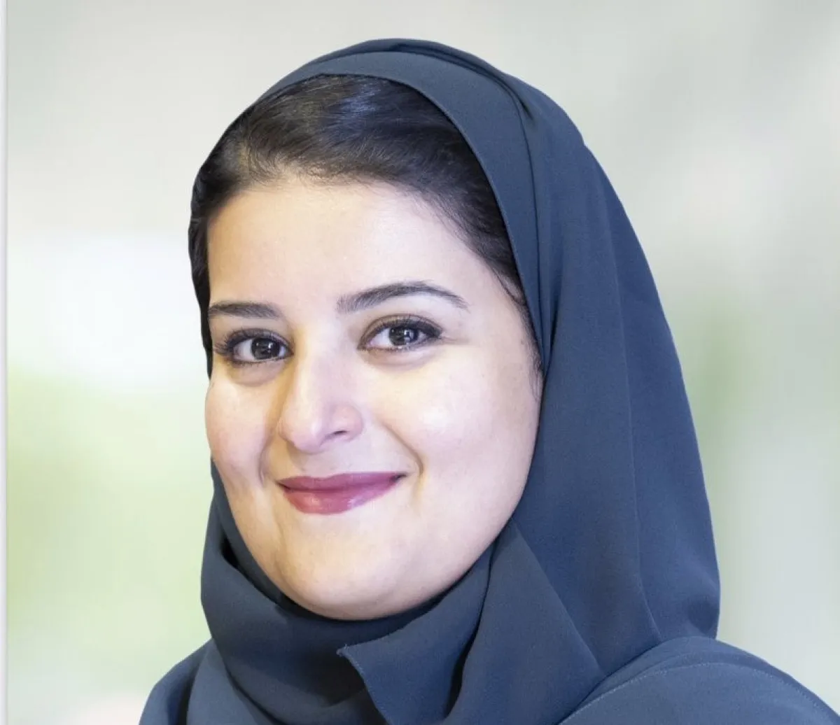 سارة بنت جماز السحيمي الحاصلة على جائزة الأميرة نورة بنت عبدالرحمن للتميُّز النسائي في مجال المشاريع الاقتصادية - الصورة من حساب قياديات على إكس