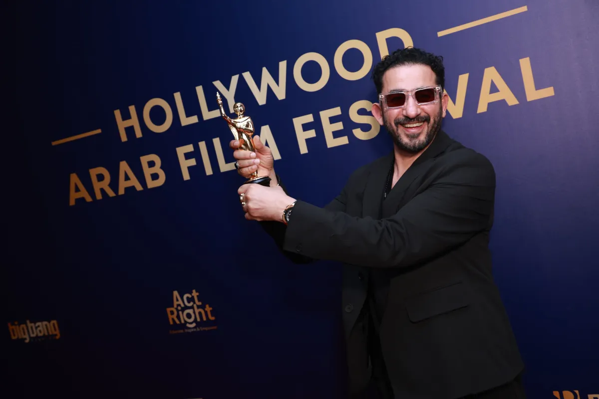 تكريم أحمد حلمي في مهرجان هوليود للفيلم العربي - الصورة من المكتب الاعلامي