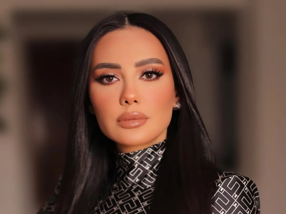 مي القاضي - الصورة من حسابها على فيس بوك