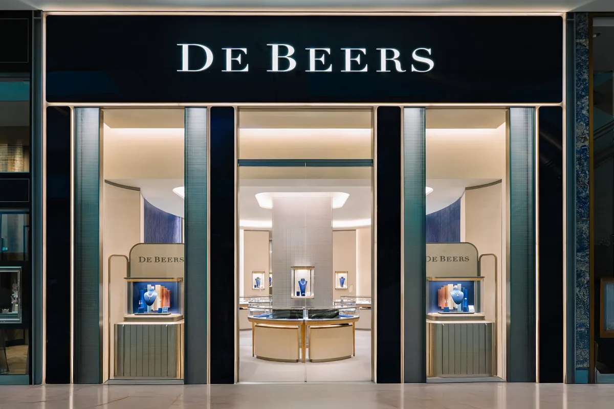 متجر De Beers الجديد في دبي مول - الصورة من المكتب الإعلامي للعلامة