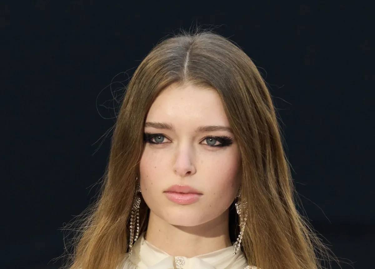 طرق طبيعية لتطويل الرموش