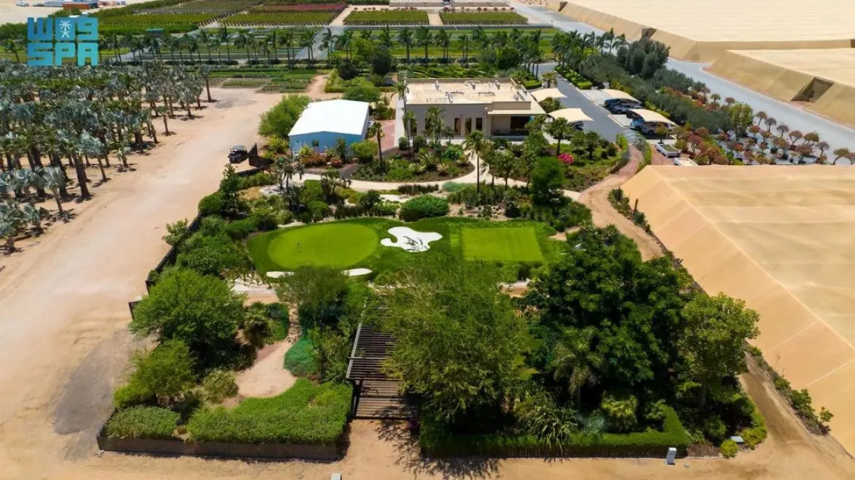 يعمل في "بوتانيكا" حوالي 400 موظف 25% منهم من أبناء مناطق البحر الأحمر