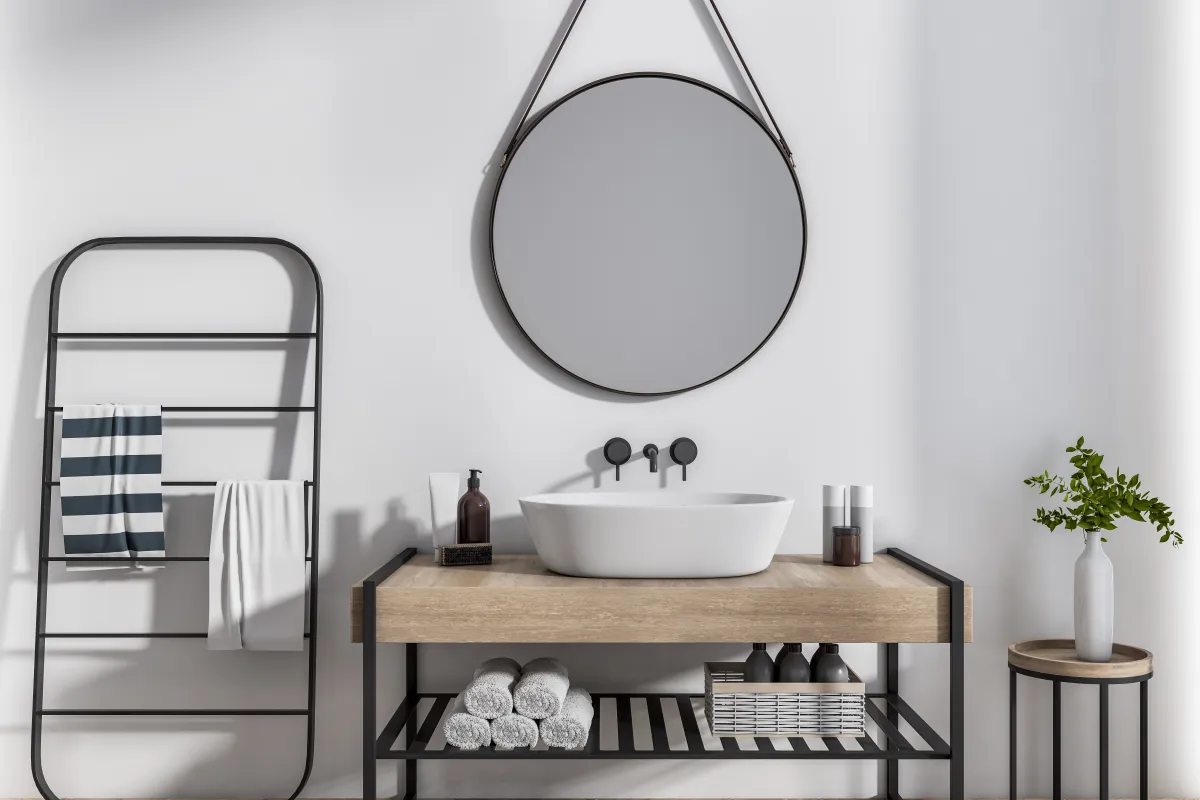 مرآة في الحمام