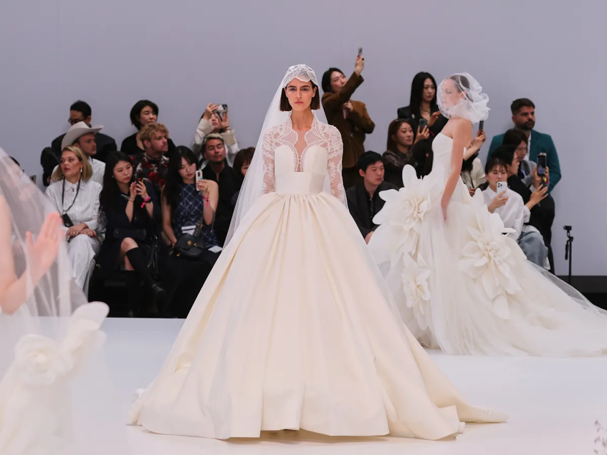 فستان زفاف من وانغ فانغ  Wang Feng - الصورة من Launchmetrics/Spotlight ©