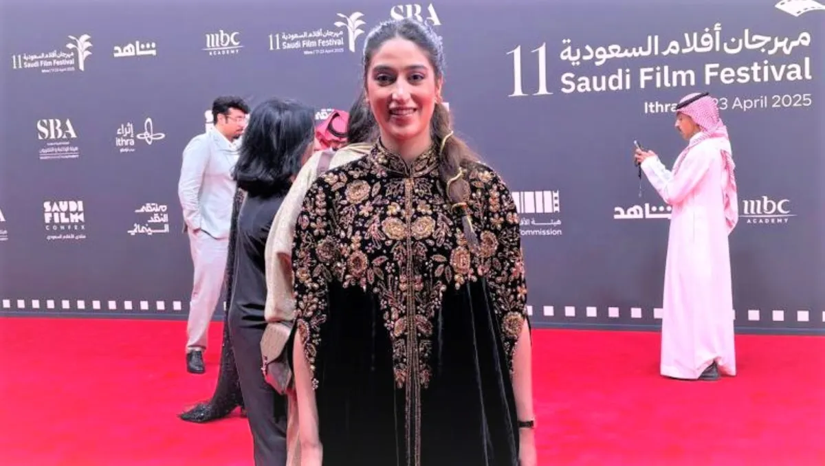 سراء العتيبي- الصورة  خاصة بسيدتي  من تصوير زكية البلوشي