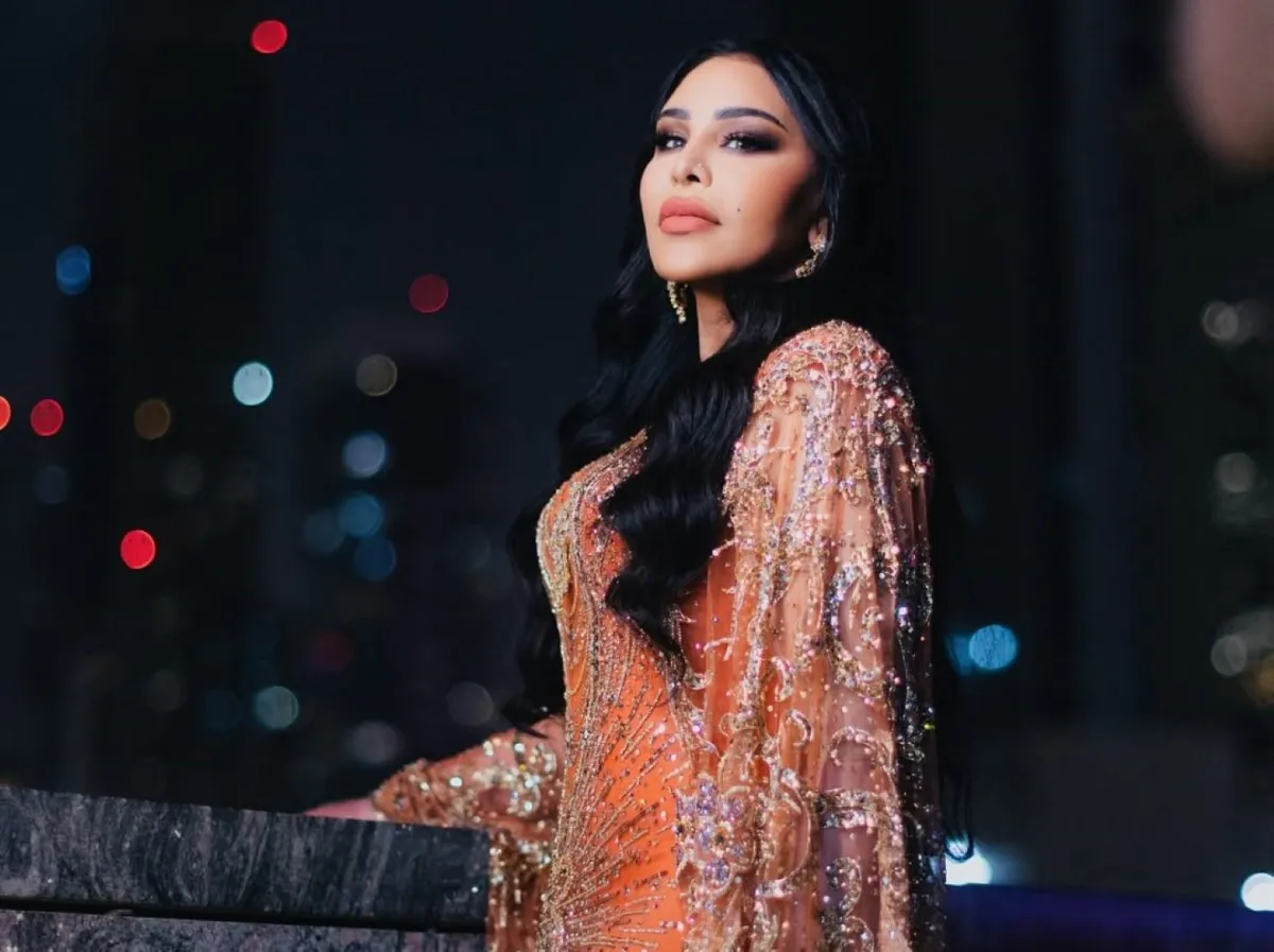 أحلام الشامسي- الصورة من صفحتها على إنستغرام