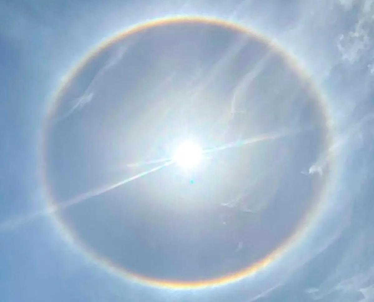 هالة الشمس تزين جنوب السعودية - الصورة من حساب فلكية جدة على إكس