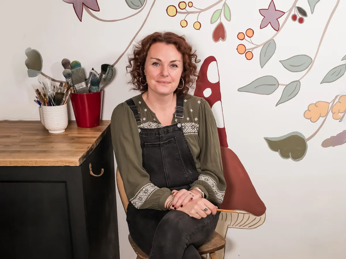 الفنانة البريطانية هايدي روبر