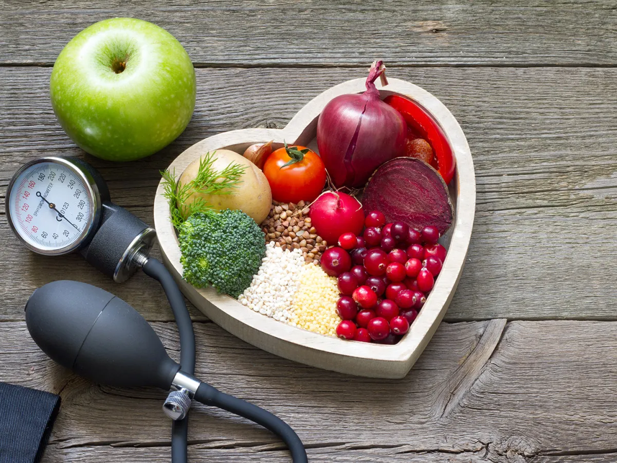 6 أطعمة تُخفض الكوليسترول  السيئ في الدم... اجعليها صديقتك