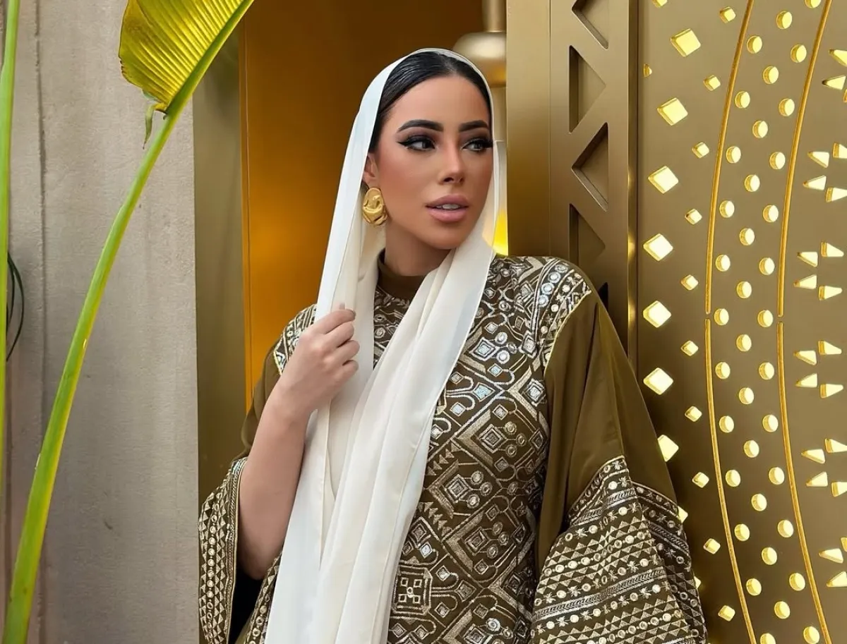 مدونة الموضة أماني فوزي- الصورة من حسابها على انستغرام.