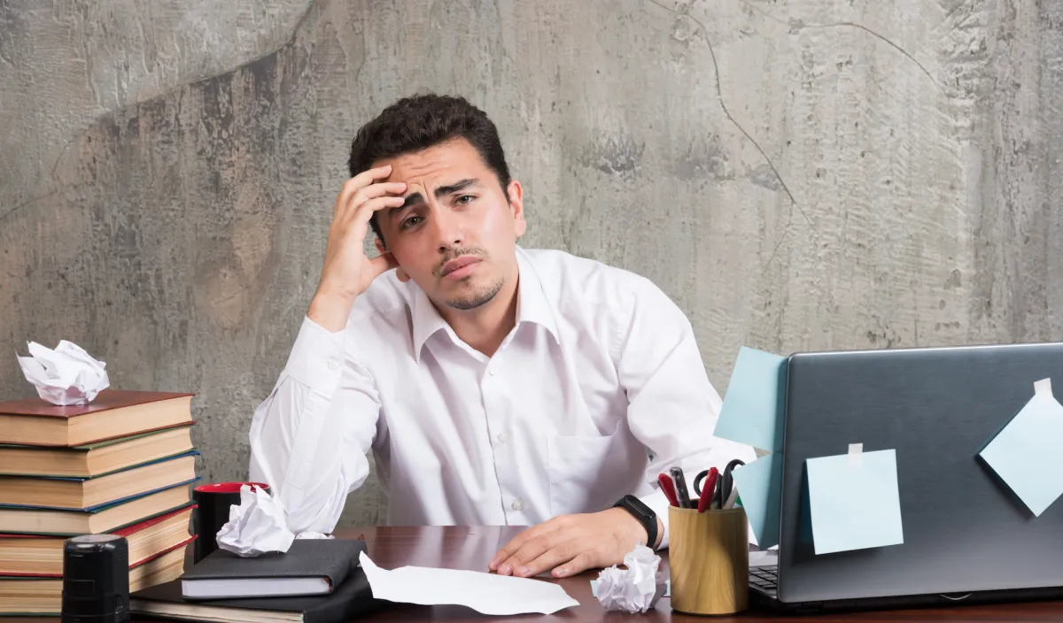 كيف يفقد الموظف الساعة الأولى في العمل من دون أن ينتبه؟