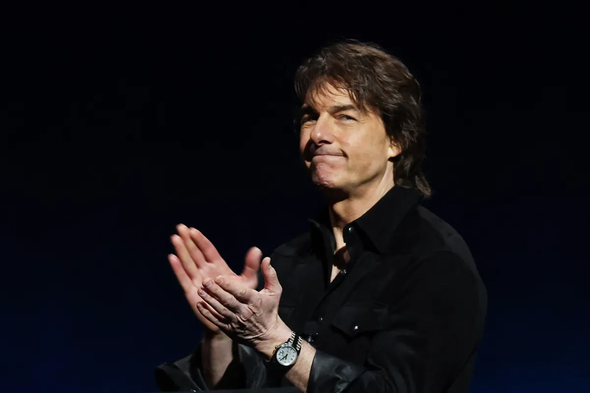  توم كروز في قصر سيزرز في لاس فيغاس ( Tom Cruise at Caesars Palace in Las Vegas). مصدر الصورة: VALERIE MACON / AFP