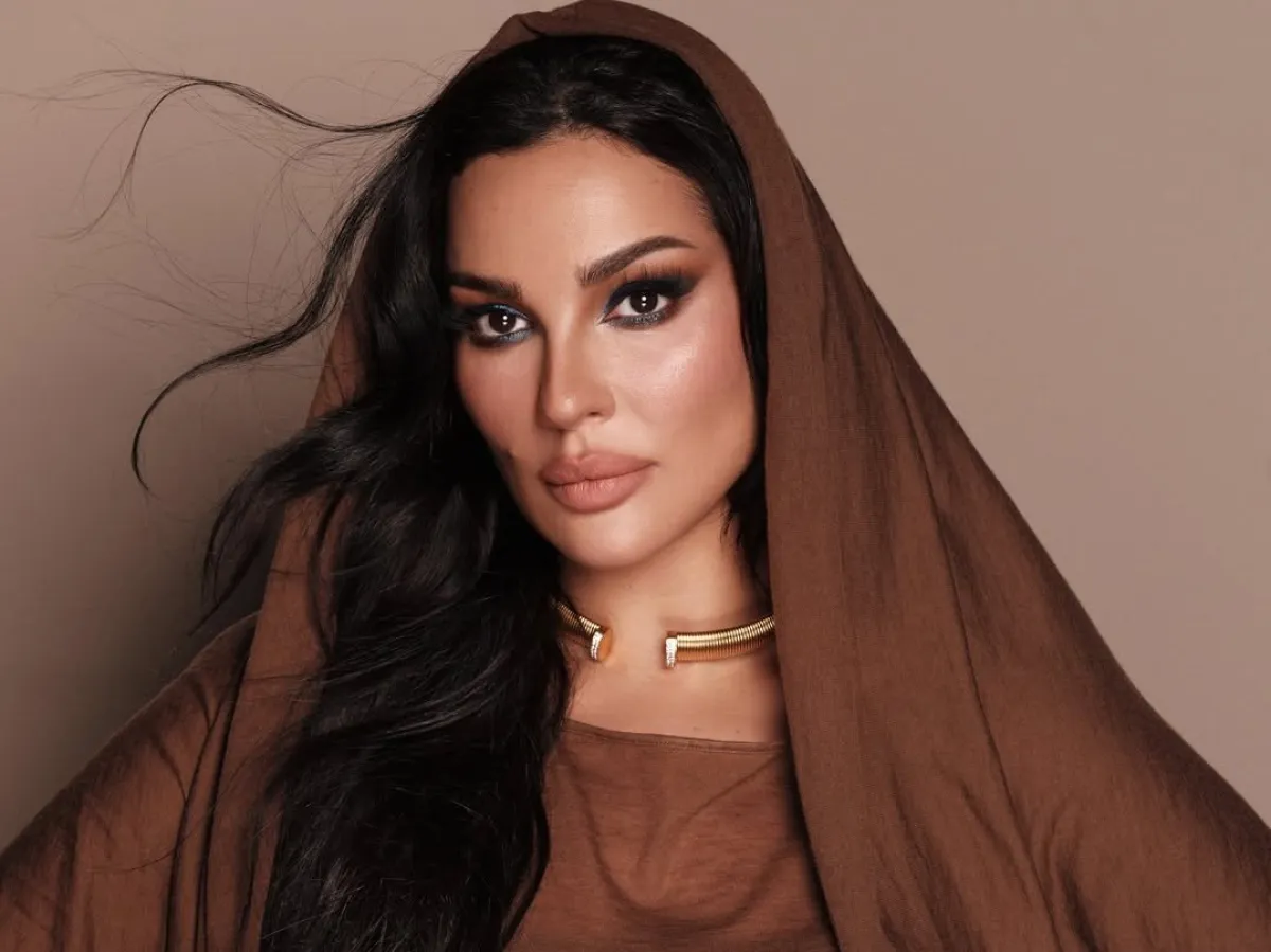 لمناسبة افتتاحها متجرها الاول...اليك صيحات جمالية للبشرة السمراء من نادين نجيم