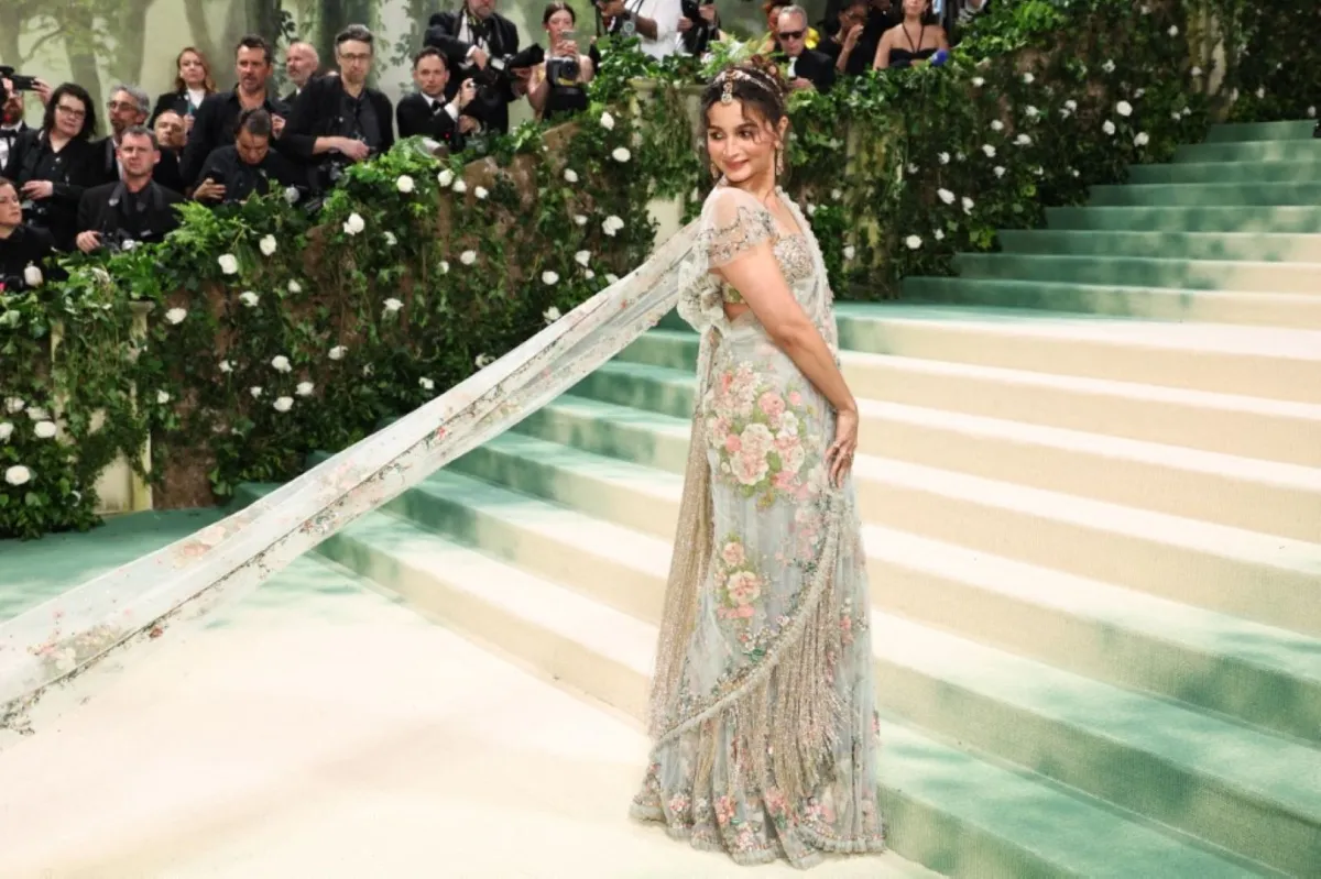 عليا بهات Alia Bhatt في حفل ميت غالا 2024 (مصدر الصورة: Jamie McCarthy / GETTY IMAGES NORTH AMERICA / Getty Images via AFP)